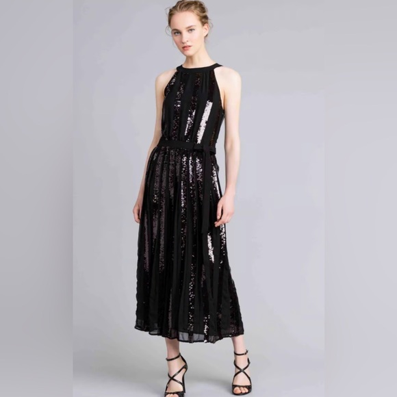Twin-Set Dresses & Skirts - Twin set vestido Milano Midi sparkly dress. Rarely worn. Size 6